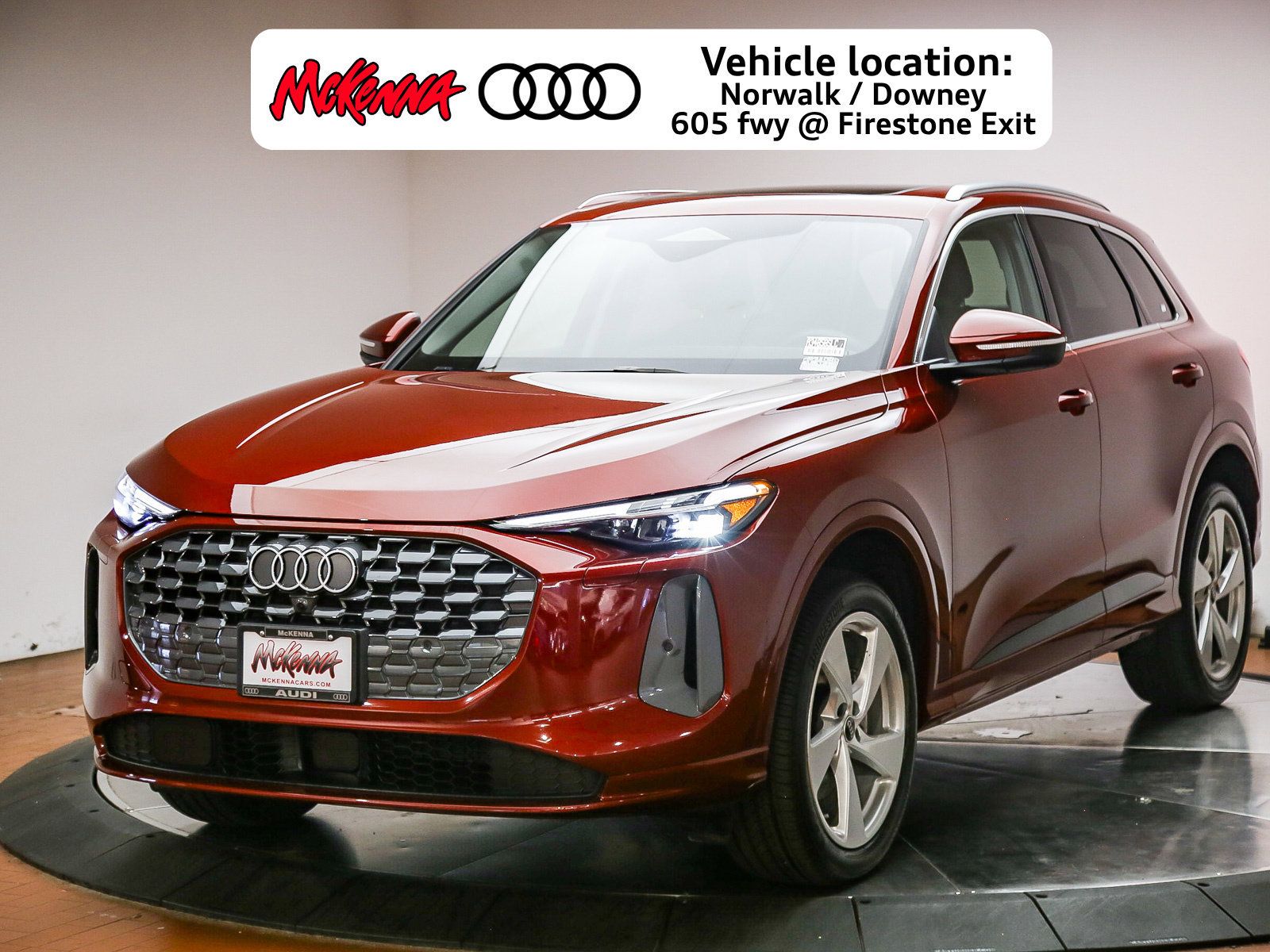 Certified 2025 Audi Q5 Premium Plus AWD/4WD image 1