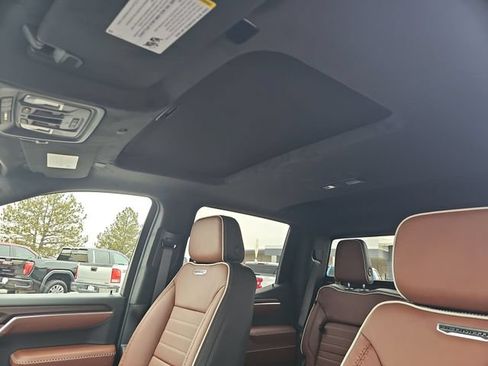 Used 2026 GMC Sierra 1500 Denali Ultimate AWD/4WD image 17