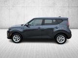 Used 2023 Kia Soul LX w/ LX Technology Package image 4