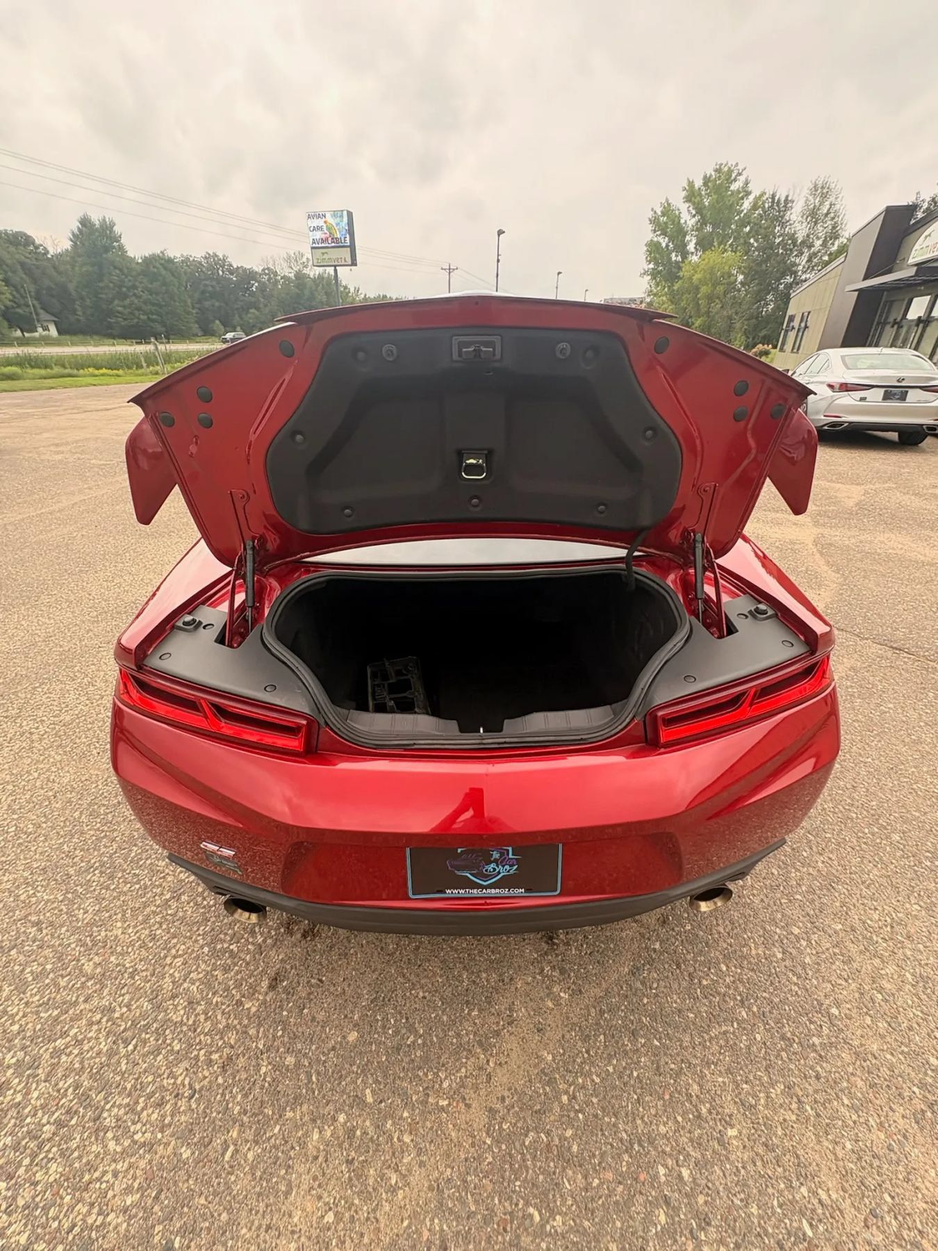 Used 2018 Chevrolet Camaro SS RWD image 34