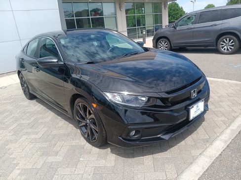 Used 2019 Honda Civic Sport image 8