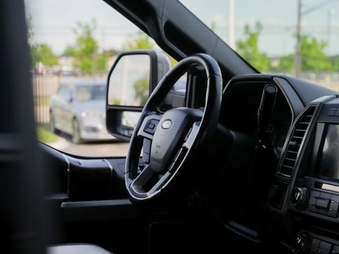 Used 2017 Ford F250 Platinum w/ Platinum Ultimate Package image 36