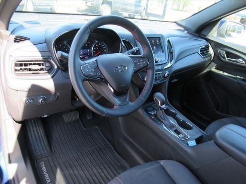 Used 2023 Chevrolet Equinox RS image 16