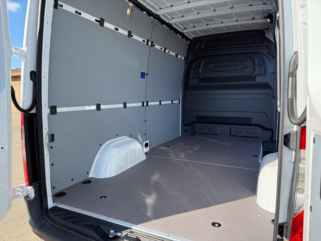 New 2026 Mercedes-Benz Sprinter 2500 image 18