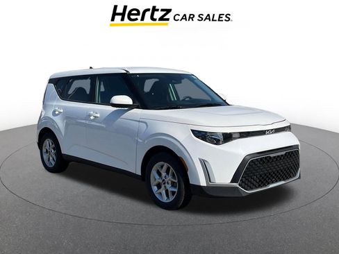 Used 2025 Kia Soul LX w/ LX Technology Package image 1