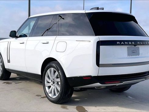 New 2026 Land Rover Range Rover SE AWD/4WD image 3