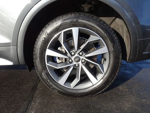 Certified 2023 Audi Q5 2.0T Premium Plus w/ Premium Plus Package image 7