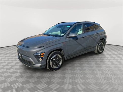 Certified 2024 Hyundai Kona SEL image 3