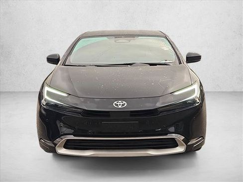 Used 2026 Toyota Prius Plug-In Hybrid FWD image 2
