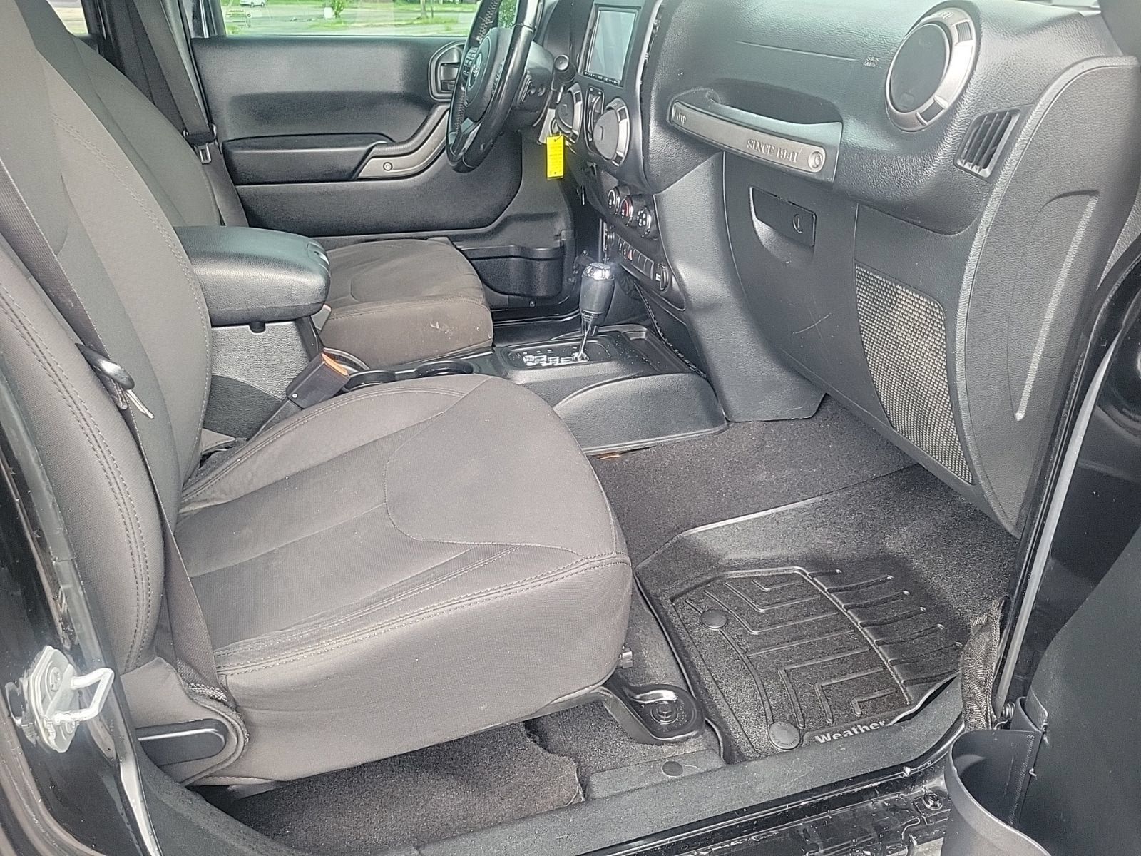 Used 2018 Jeep Wrangler Unlimited Sport S AWD/4WD image 16