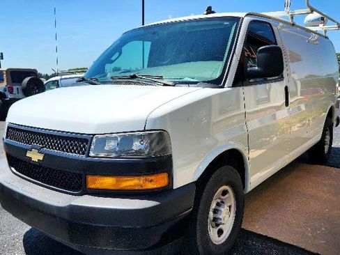 Used 2019 Chevrolet Express 2500 w/ Safety Package image 4