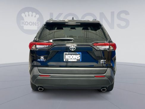 Used 2025 Toyota RAV4 XLE image 5