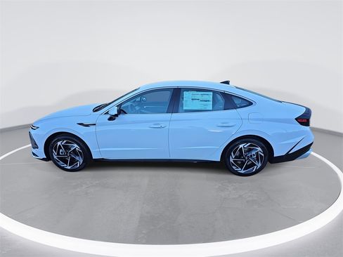 New 2026 Hyundai Sonata SEL image 8