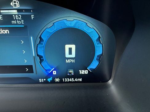 Used 2025 Ford Bronco Badlands image 13