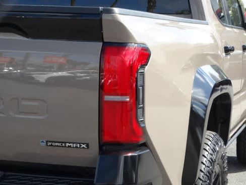 Used 2025 Toyota Tacoma TRD Pro AWD/4WD image 10