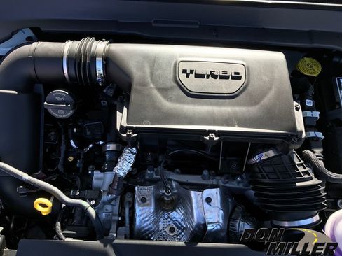 New 2026 Jeep Compass Latitude image 32