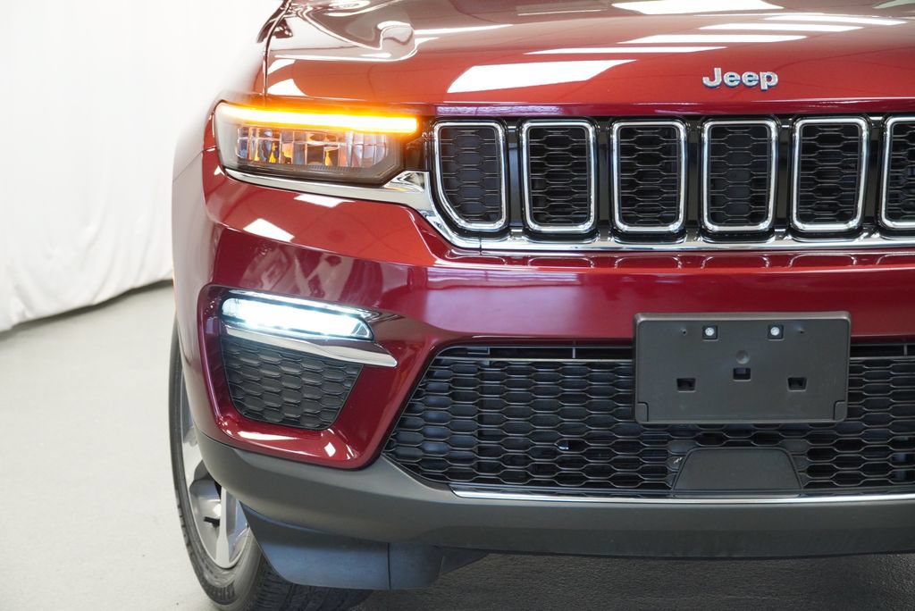 Used 2022 Jeep Grand Cherokee Limited 4xe AWD/4WD image 13