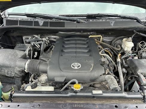 Used 2015 Toyota Sequoia Limited AWD/4WD image 22