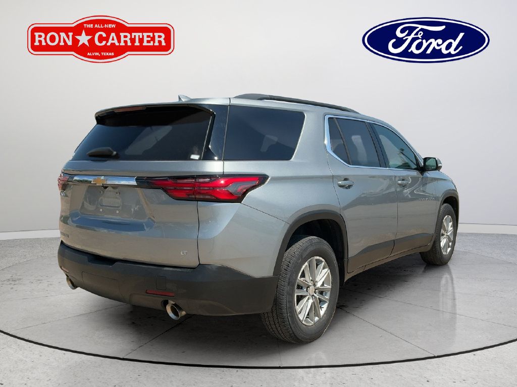 Used 2023 Chevrolet Traverse LT FWD image 6