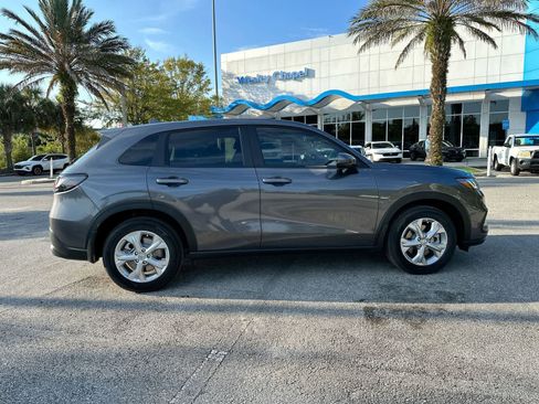Used 2024 Honda HR-V LX image 9