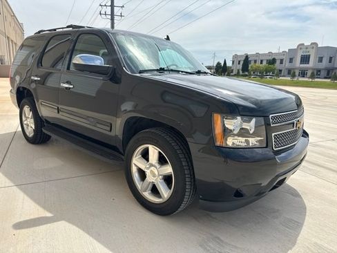 Used 2013 Chevrolet Tahoe LT w/ All-Star Edition RWD image 3