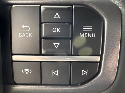 Used 2025 Ford F150 Lariat w/ Equipment Group 501A Mid image 15