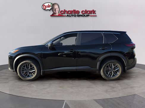Used 2023 Nissan Rogue S FWD image 5
