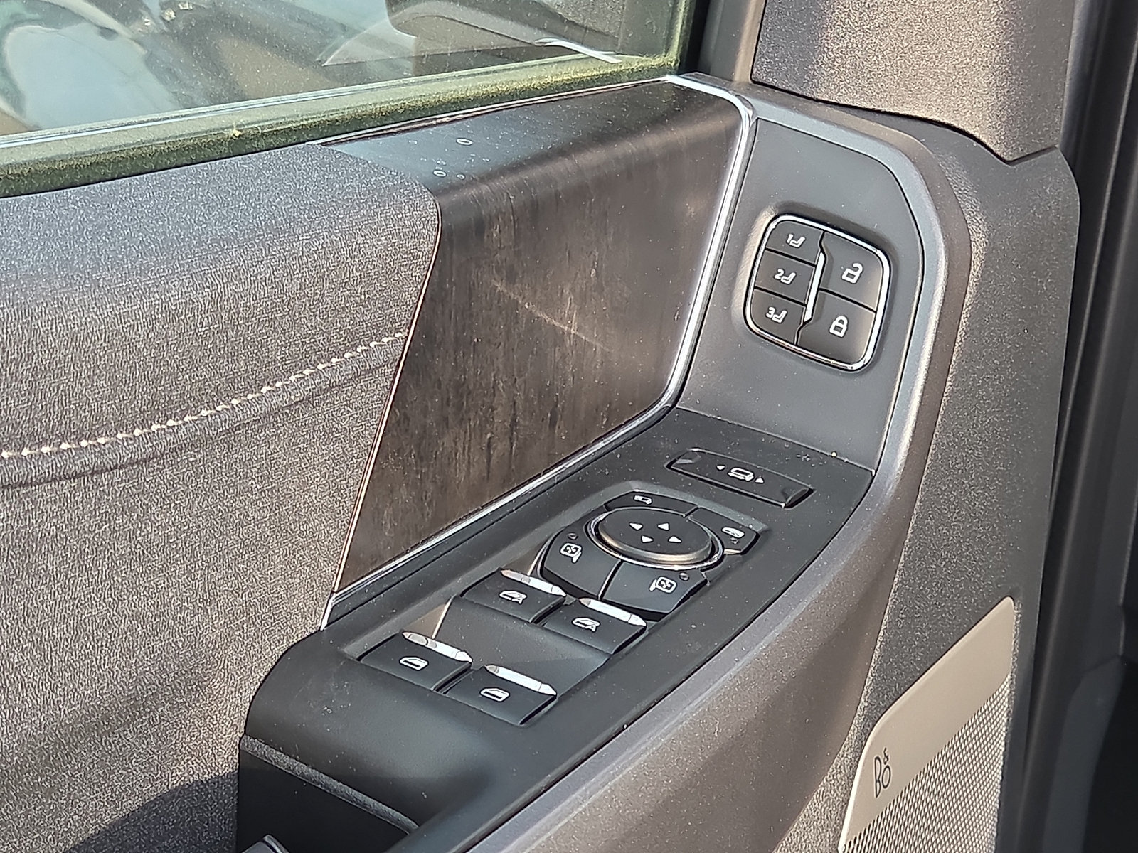 New 2026 Ford F250 Lariat AWD/4WD image 15