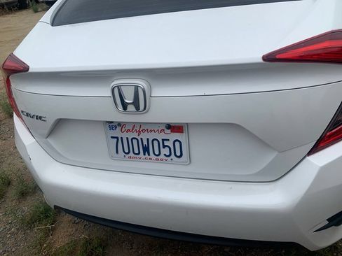 Used 2016 Honda Civic EX image 7