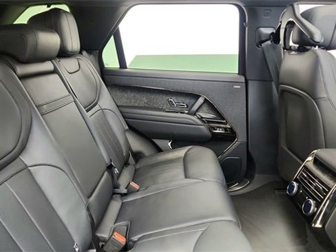 Used 2025 Land Rover Range Rover Sport Dynamic SE image 24