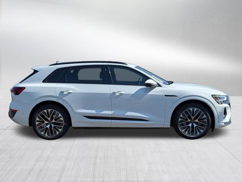 Used 2024 Audi Q8 e-tron Premium Plus w/ Premium Plus Package AWD/4WD image 8