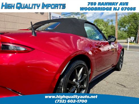 Used 2016 MAZDA MX-5 Miata Club RWD image 14