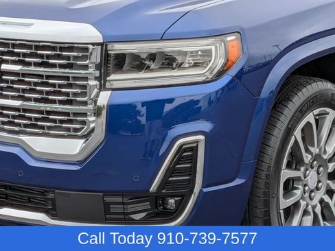 Used 2023 GMC Acadia Denali w/ Denali Ultimate Package FWD image 9