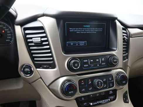 Used 2020 GMC Yukon XL Denali w/ Open Road Package image 22