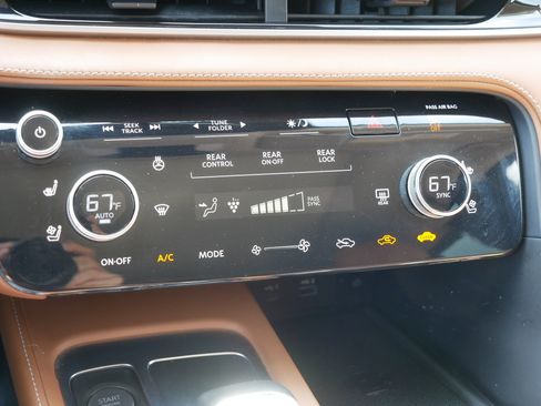Certified 2023 INFINITI QX60 Sensory w/ Vision Package AWD/4WD image 23