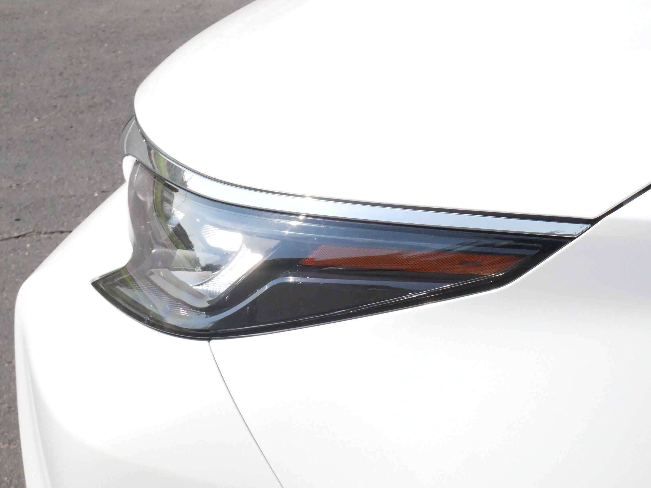 Certified 2025 Toyota Sienna XLE FWD image 15