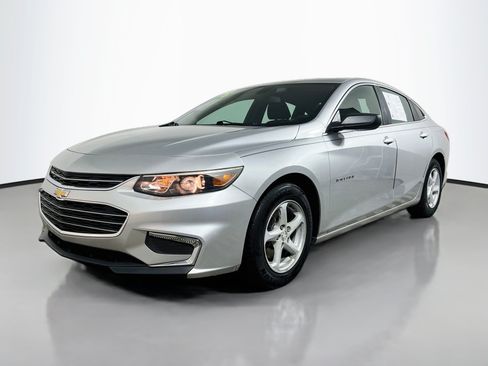 Used 2018 Chevrolet Malibu LS FWD image 10