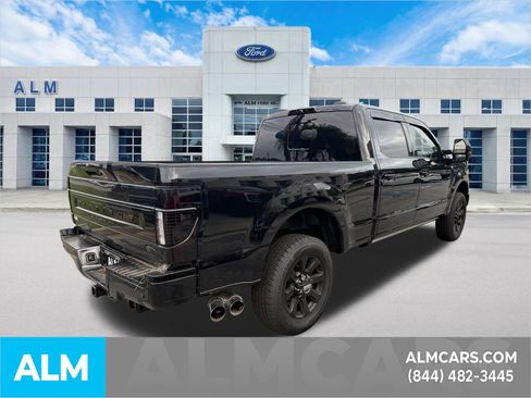 Used 2022 Ford F250 Platinum AWD/4WD image 8