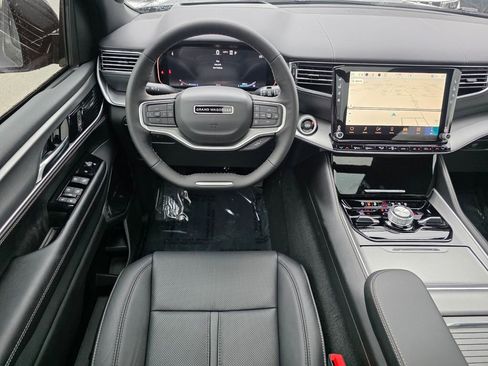New 2026 Jeep Grand Wagoneer Limited AWD/4WD image 12