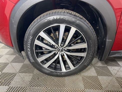 Used 2023 Nissan Pathfinder Platinum AWD/4WD image 17