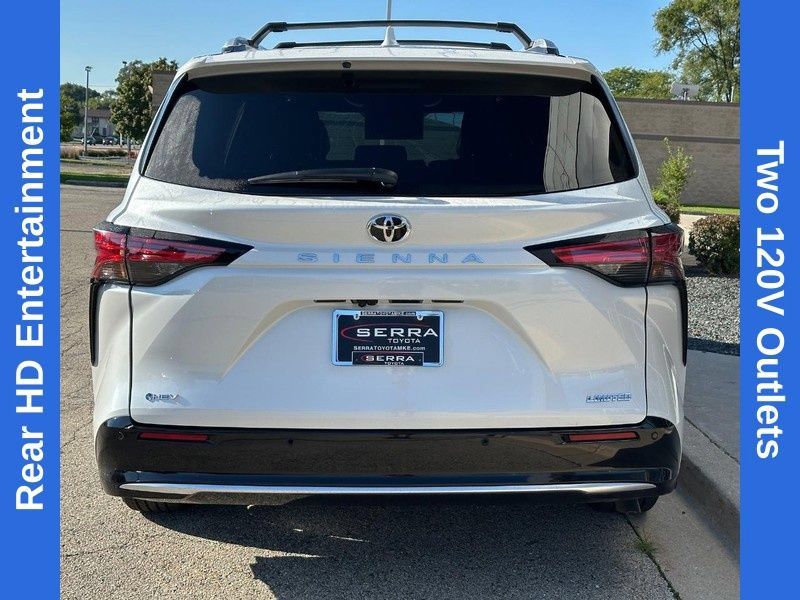 Used 2026 Toyota Sienna Limited FWD image 5