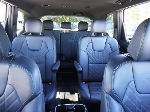 Used 2024 Kia Telluride EX X-Line image 49