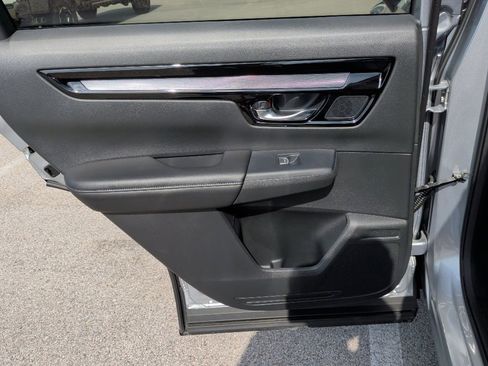 Used 2025 Honda CR-V EX-L image 34