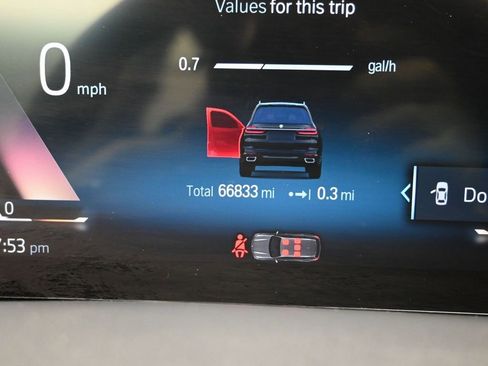 Used 2023 BMW X7 xDrive40i image 23