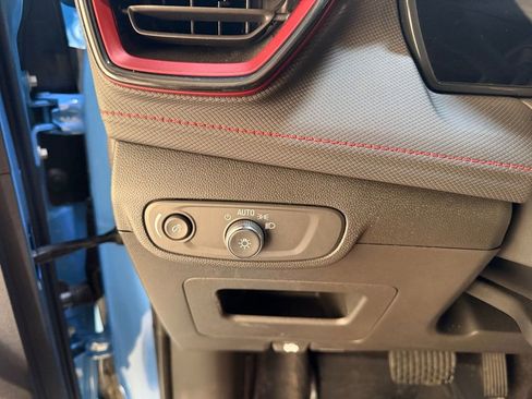 Used 2024 Chevrolet TrailBlazer RS image 18