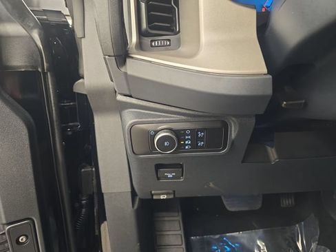 New 2026 Ford Bronco Outer Banks w/ Sasquatch Package AWD/4WD image 38