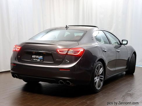 Used 2016 Maserati Ghibli S Q4 AWD/4WD image 16