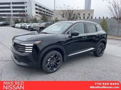 New 2026 Nissan Kicks SR w/ SR Premium Package image 5