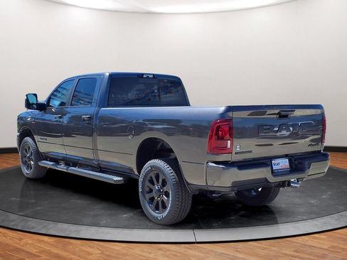 New 2026 RAM 2500 Big Horn AWD/4WD image 13