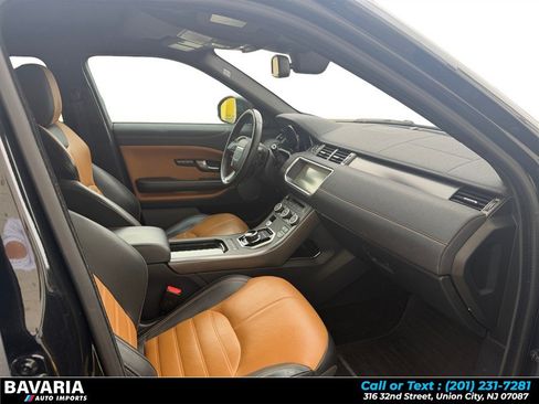 Used 2018 Land Rover Range Rover Evoque HSE Dynamic AWD/4WD image 17